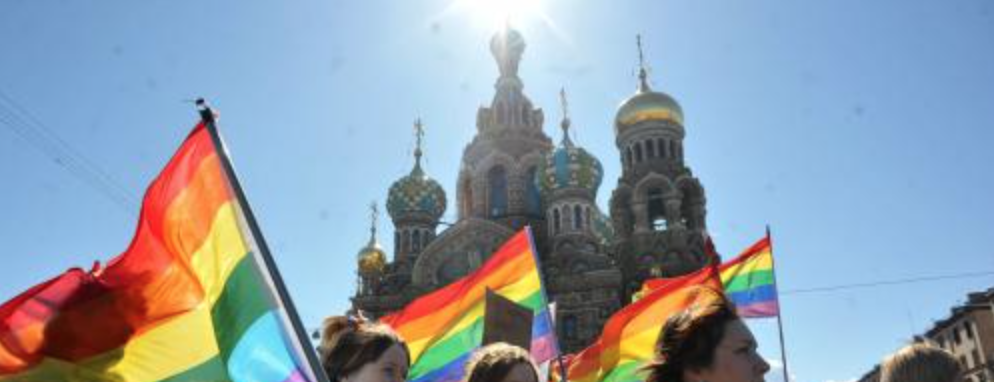 DAL MONDO - La Russia chiude le porte alle adozioni per coppie omosessuali 1